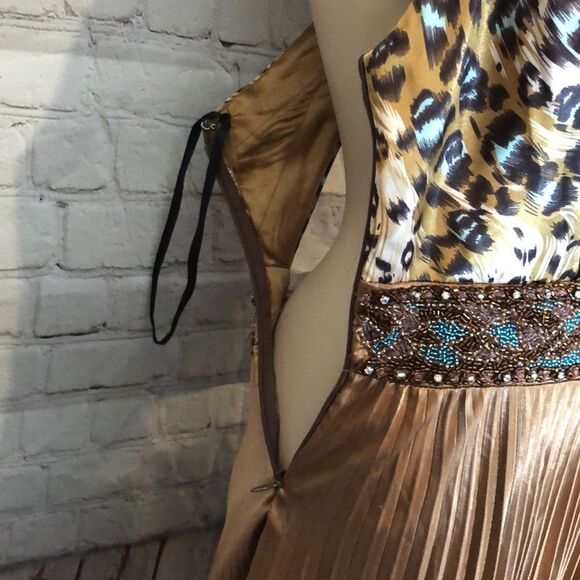 Camille La Vie Animal Print Beaded Evening Gown 8 - Picture 13 of 16